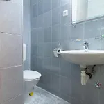 Laura Apartment *